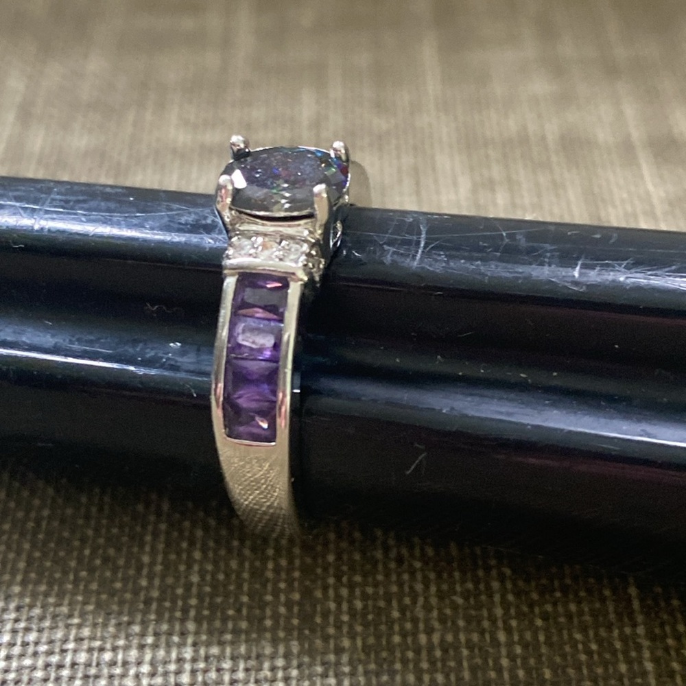 Gorgeous 925 Sterling Mystic, Topaz purple rainbow stones size 8 ring - Picture 3 of 5